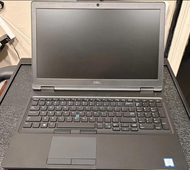 Laptop Dell Latitude 5590 16GB Intel Core i7 SSD 512GB