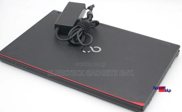 Laptop Fujitsu Lifebook E556 8GB Intel Core I5 SSD 256GB photo 3