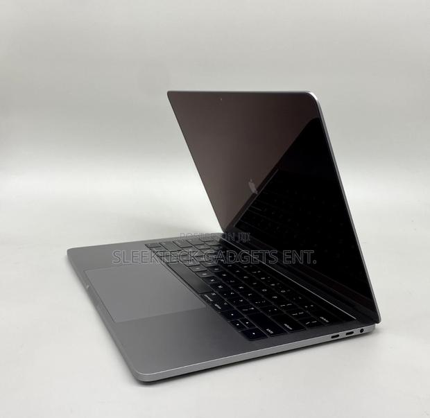 Laptop Apple MacBook Pro 2017 8GB Intel Core I5 SSD 256GB photo 4