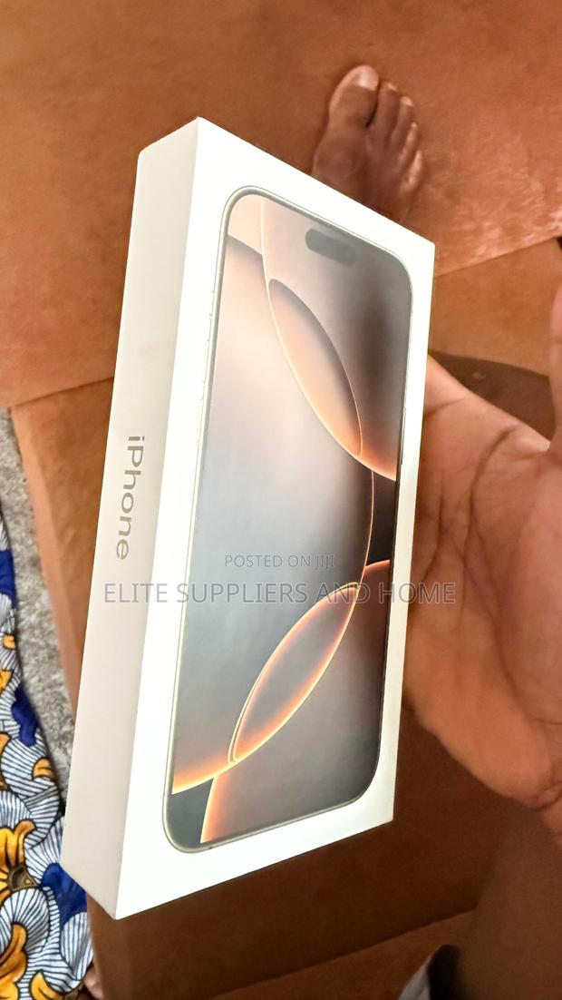 New Apple iPhone 16 Pro Max 256 GB · Photo 1