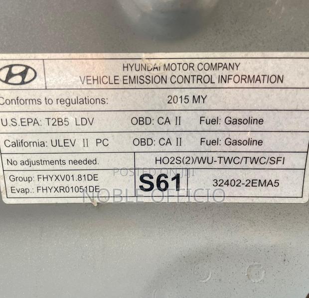 Hyundai Elantra 2015 Silver