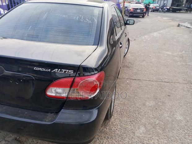 Toyota Corolla 2008 Black