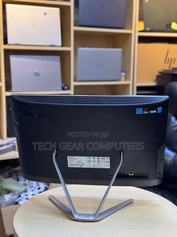 Desktop Computer Lenovo 8GB Intel Core I5 SSD 128GB photo 2