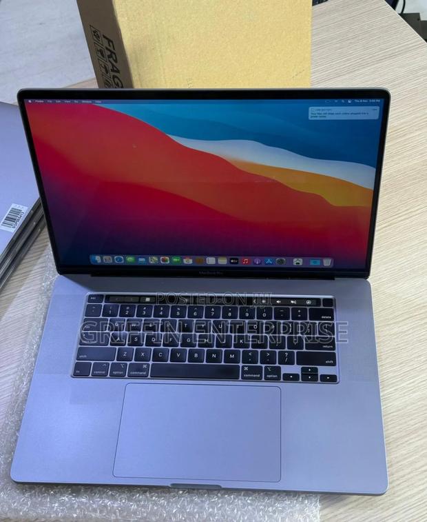Laptop Apple MacBook Pro 2018 16GB Intel Core i9 SSD 512GB photo 3