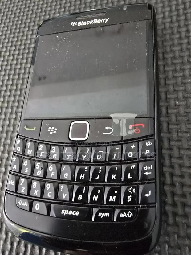 BlackBerry Bold 9700 Black photo 4
