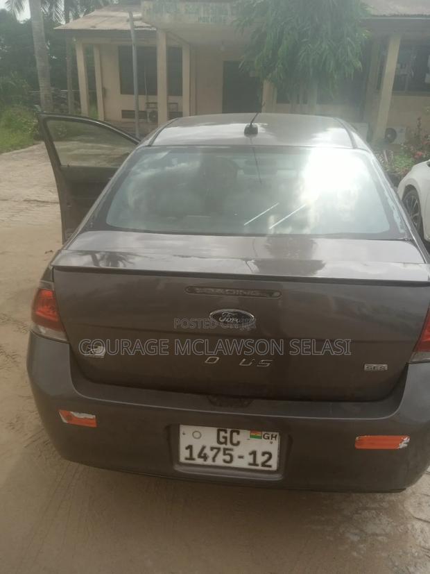 Ford Focus 2.0 2008 Gray