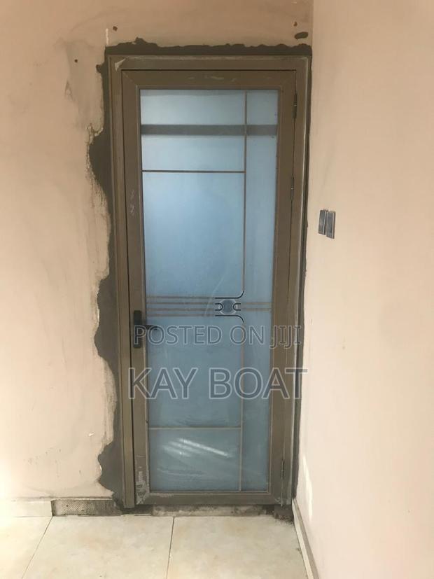 Neatly Installed and Dressed Glass Door · Photo 2