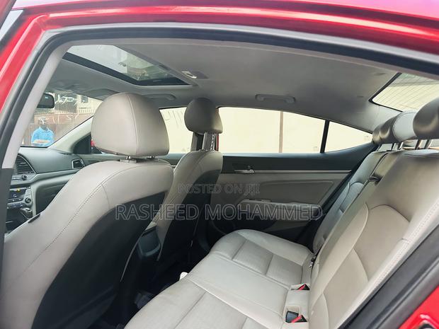 Hyundai Elantra Limited 2018 Red