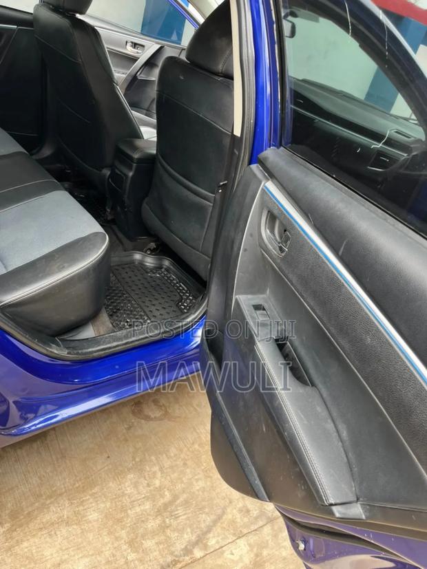 Toyota Corolla S 4dr Sedan (1.8L 4cyl CVT) 2015 Blue