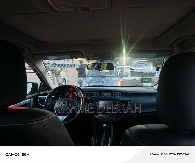 Toyota Corolla 2016 Gray