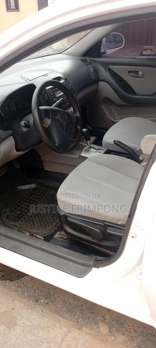 Hyundai Elantra GLS 2010 White