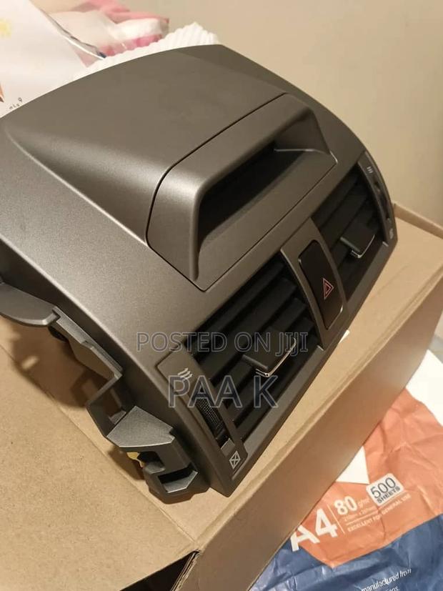Toyota Corolla Ac Top Vent With Clock photo 2