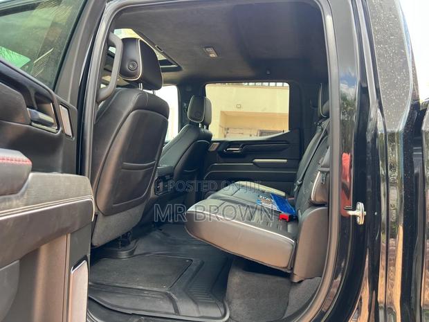 GMC Sierra 2023 Black