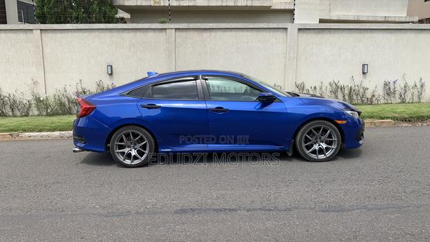 Honda Civic Touring 4dr Sedan (1.5L 4cyl) 2017 Blue