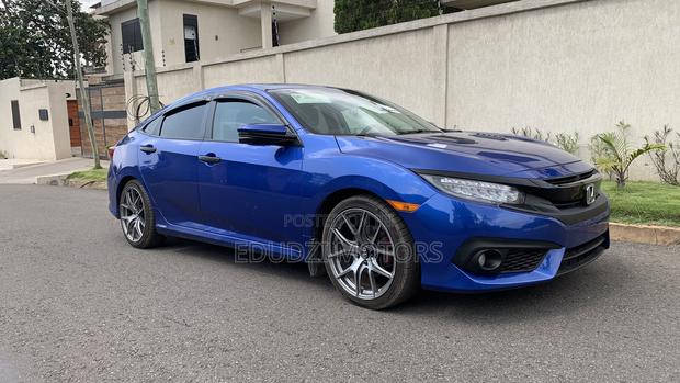 Honda Civic Touring 4dr Sedan (1.5L 4cyl) 2017 Blue