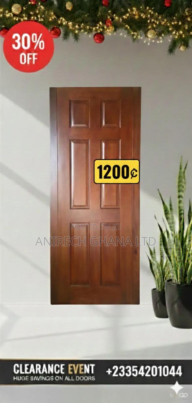 Solid Wooden Door · Photo 2