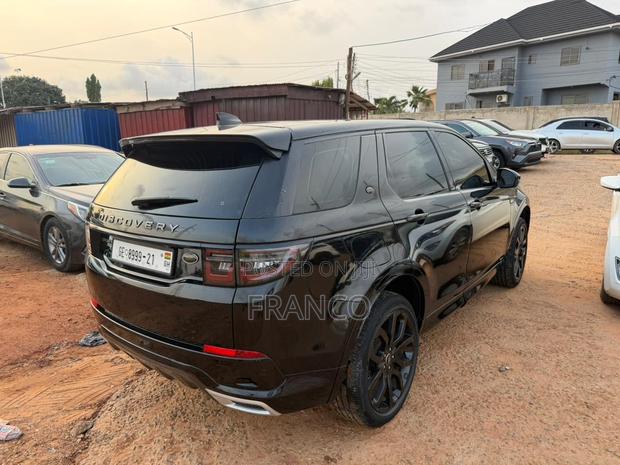 Land Rover Discovery Sport S 2020 Black