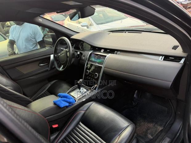 Land Rover Discovery Sport S 2020 Black
