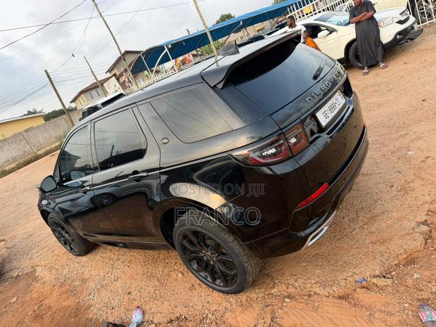 Land Rover Discovery Sport S 2020 Black