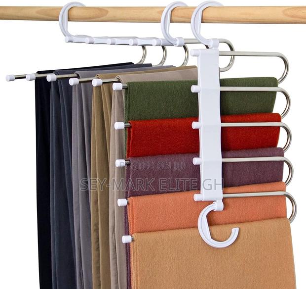 Multipurpose Closet Hanger · Photo 4