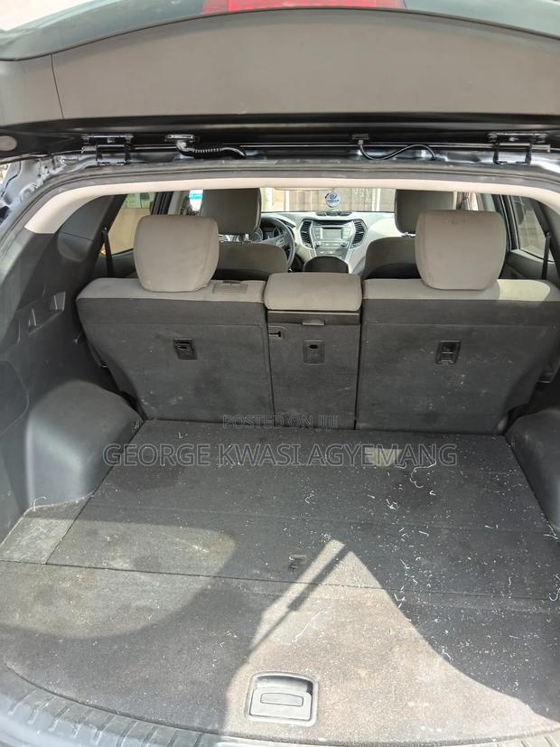 Hyundai Santa Fe SE AWD 2018 Black