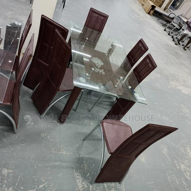 Transparent and Red Wine Buffet Table photo 2