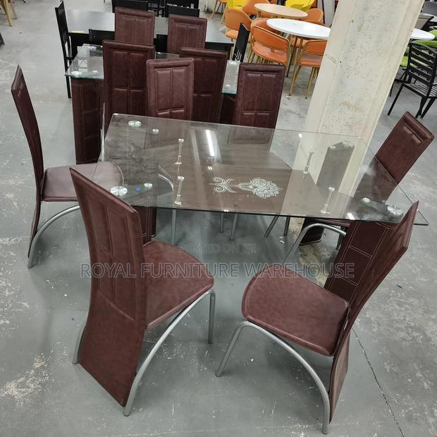 Transparent and Red Wine Buffet Table photo 3