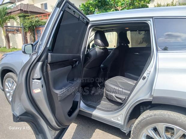 Toyota Highlander XSE AWD 2023 Silver