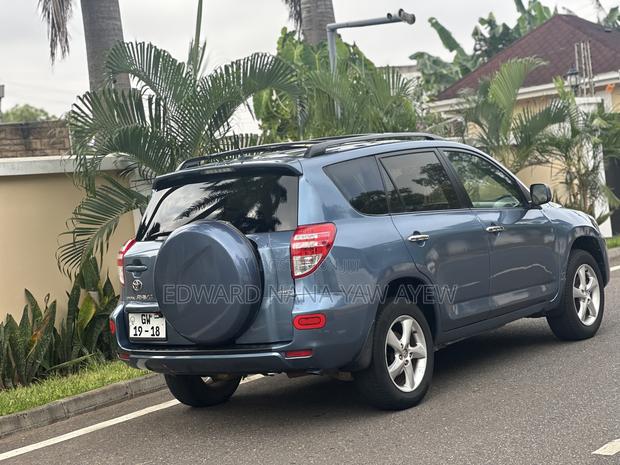 Toyota RAV4 2.5 4x4 2010 Blue