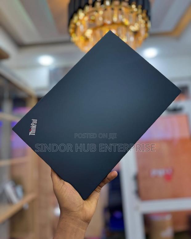 Laptop Lenovo ThinkPad T14s G4 16GB Intel Core I7 SSD 256GB