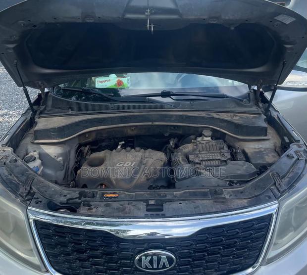 Kia Sorento LX 4dr SUV AWD (2.4L 4cyl 6A) 2014 Silver