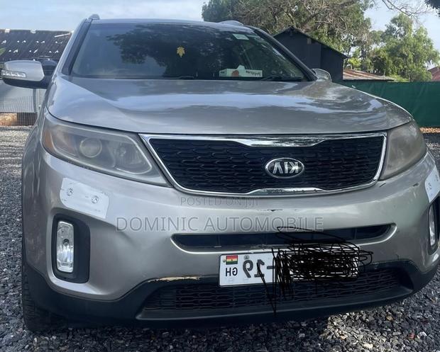 Kia Sorento LX 4dr SUV AWD (2.4L 4cyl 6A) 2014 Silver