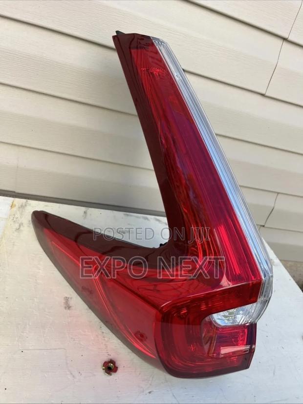 2017–2022 Honda Cr-v Left Driver Side Outer Tail Light Lamp photo 2