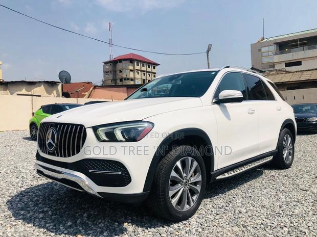 Mercedes-Benz GLE-Class 2020 White photo 2
