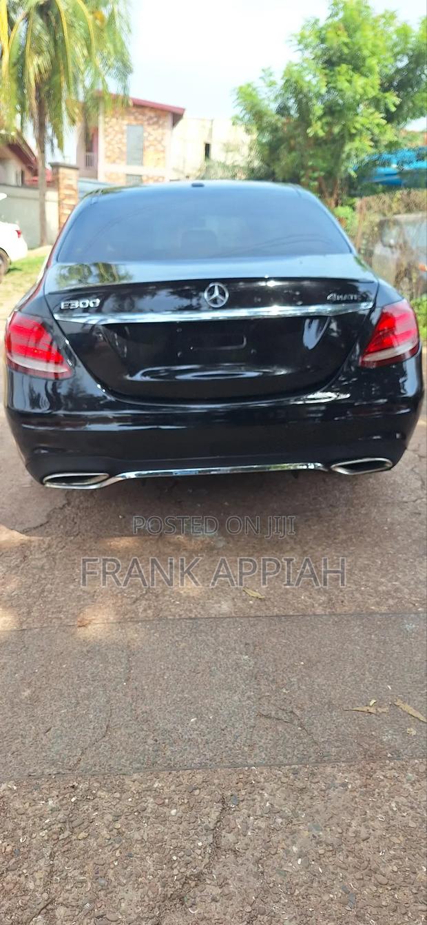 Mercedes-Benz E300 2019 Black