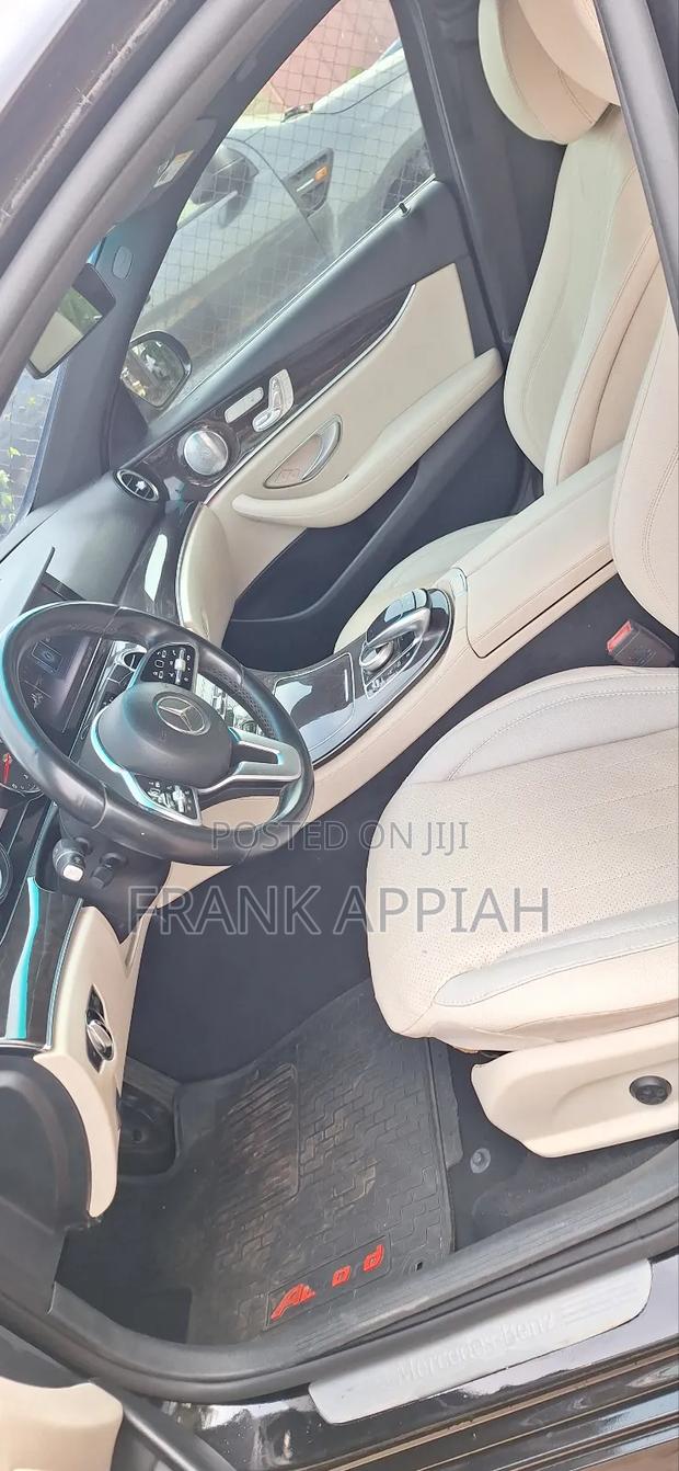 Mercedes-Benz E300 2019 Black