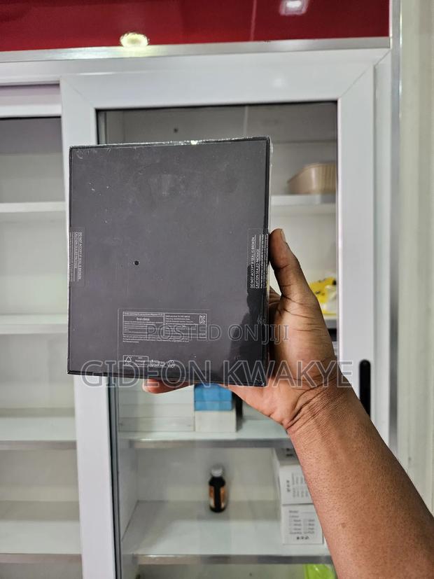 New Samsung Galaxy Z Fold6 256 GB Blue · Photo 4