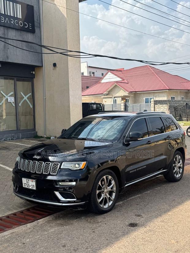 Jeep Grand Cherokee Summit 4dr 4x4 2019 Black