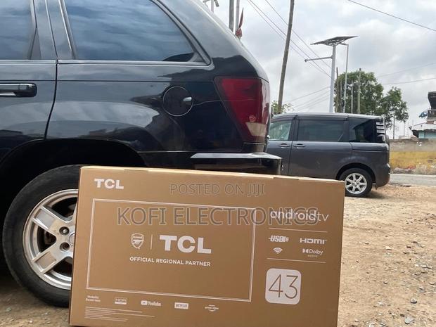 TCL 43” Crystalview Smart Tv · Photo 3