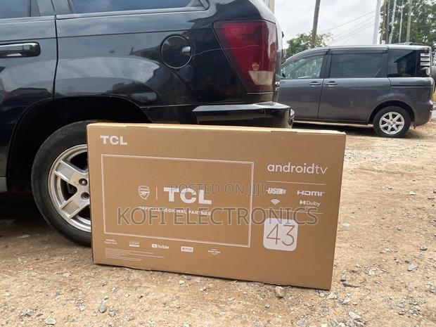 TCL 43” Crystalview Smart Tv · Photo 4