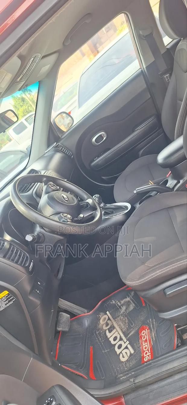 Kia Soul Hatchback 2016 Red