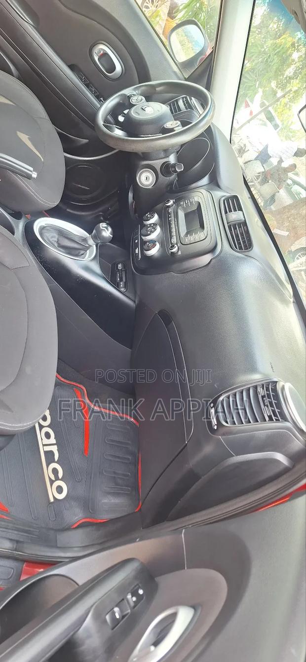 Kia Soul Hatchback 2016 Red