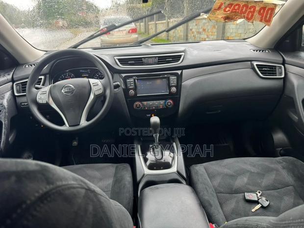 Nissan Rogue SV AWD 2016 Black