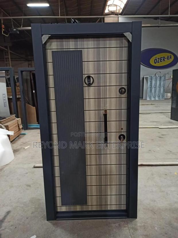 Single Security Door, Luksury Design, Affordable Price · Photo 2