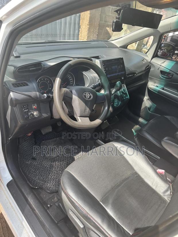 Toyota Wish 2013 White