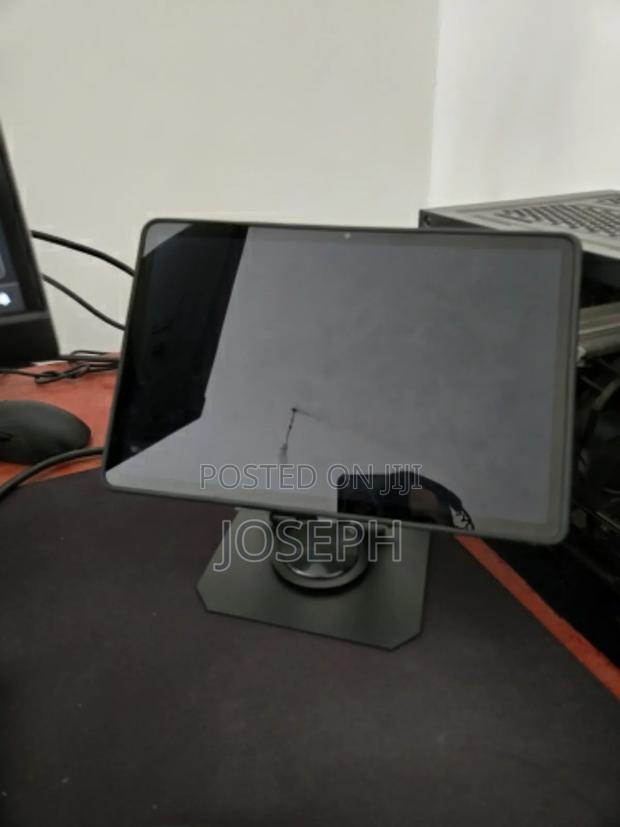 iPad Rotating Stand photo 3