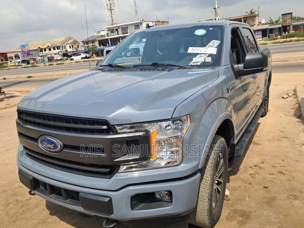 Ford F-150 XLT 4x4 SuperCrew Cab Styleside 5.5 ft. box 145 in. WB 2019