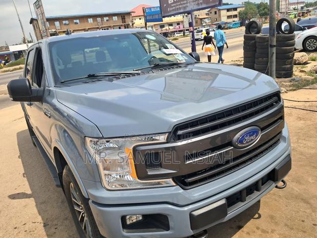 Ford F-150 XLT 4x4 SuperCrew Cab Styleside 5.5 ft. box 145 in. WB 2019