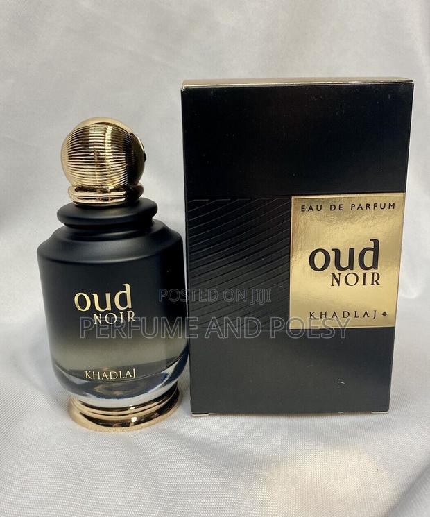 Oud Noir Perfume · Photo 2
