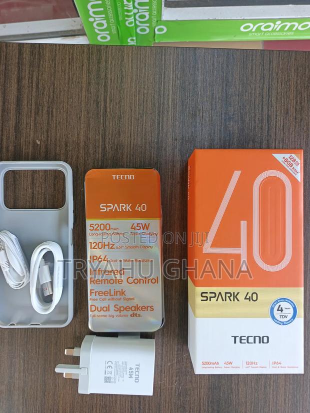 New Tecno Spark 40 128 GB Gray